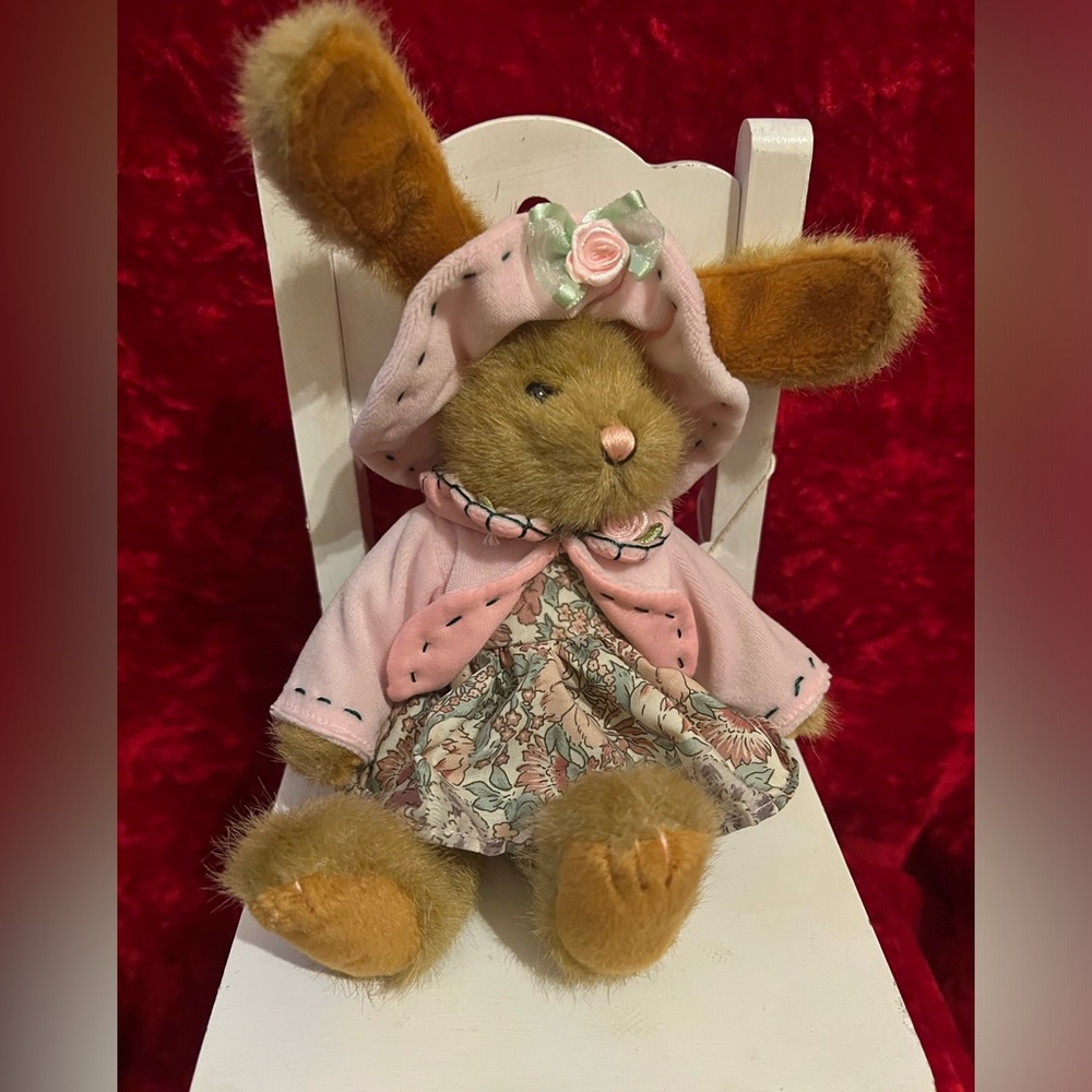 HugFun Vtg Easter Bunny Rabbit - Picture 1 of 4